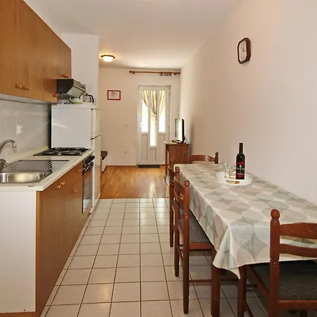 Apartment With Parking Space Baska, Krk - 19201 *