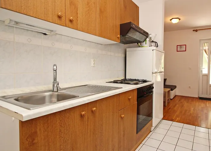 Apartamento With Parking Space Baska, Krk - 19201