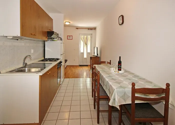 Apartament With Parking Space Baska, Krk - 19201 *