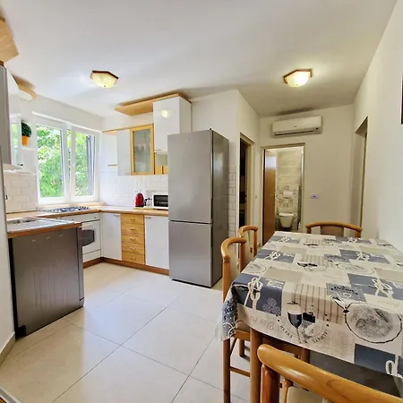 Apartment With Parking Space Baska, Krk - 19201 *